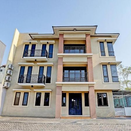 Oyo 93109 Garden Homestay 1 Tpr Σουραμπάγια Εξωτερικό φωτογραφία