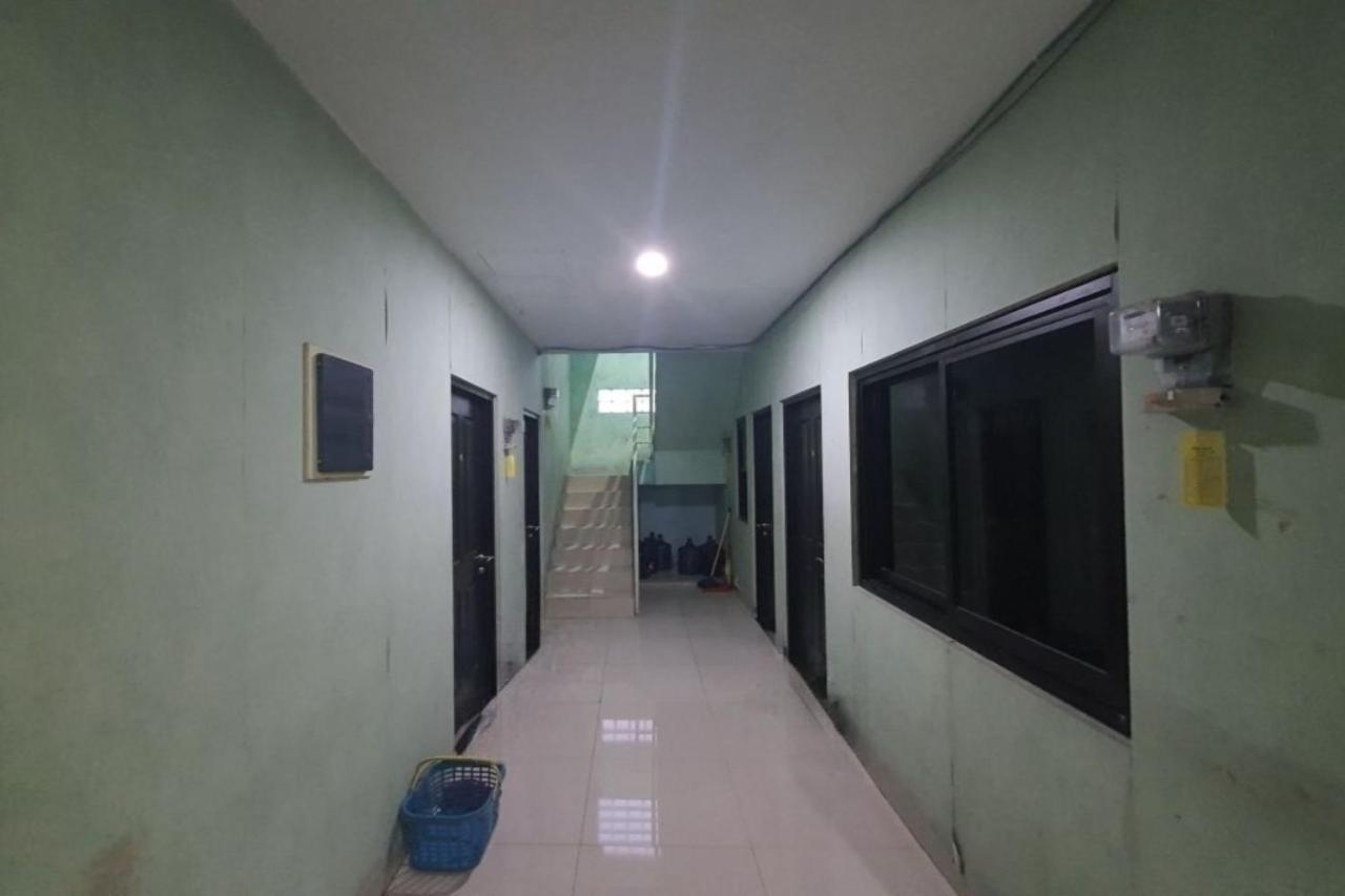 Oyo 93109 Garden Homestay 1 Tpr Σουραμπάγια Εξωτερικό φωτογραφία