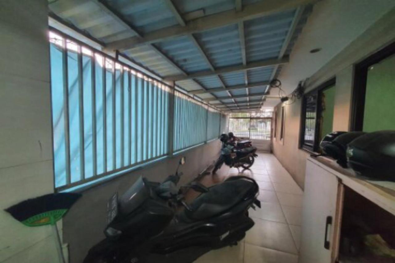 Oyo 93109 Garden Homestay 1 Tpr Σουραμπάγια Εξωτερικό φωτογραφία