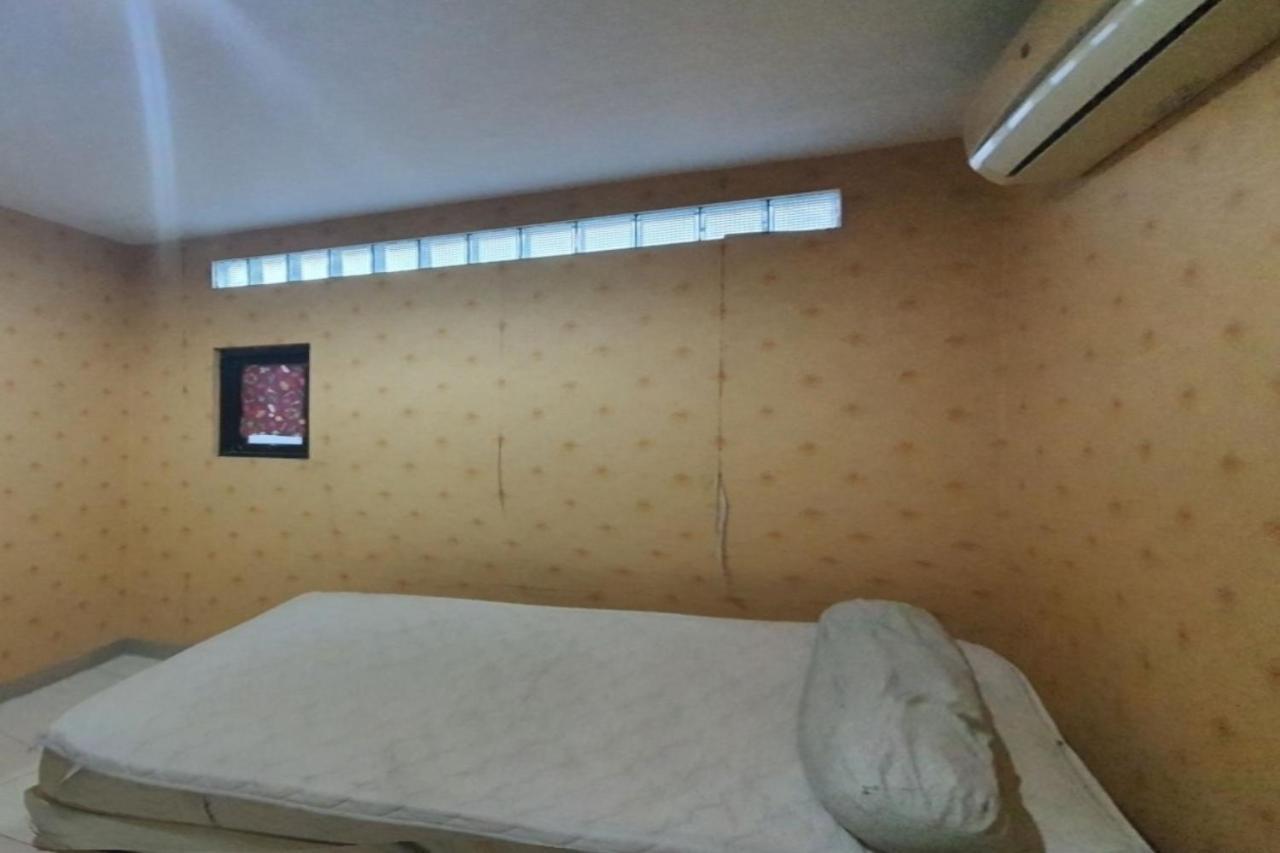 Oyo 93109 Garden Homestay 1 Tpr Σουραμπάγια Εξωτερικό φωτογραφία