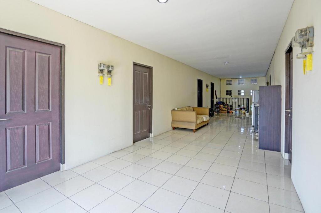 Oyo 93109 Garden Homestay 1 Tpr Σουραμπάγια Εξωτερικό φωτογραφία