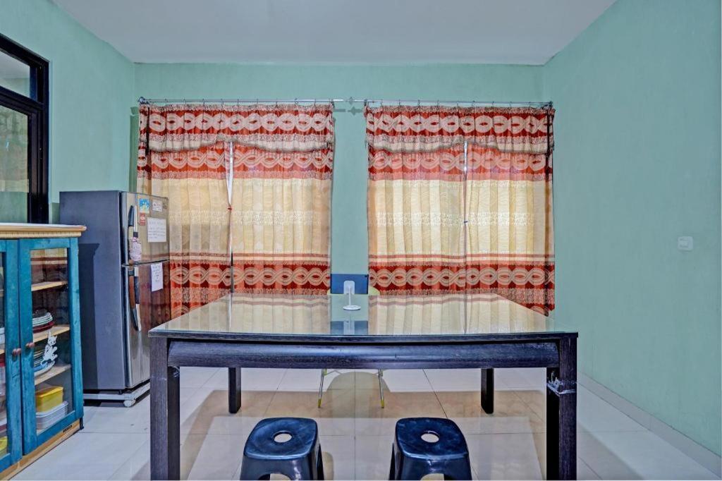 Oyo 93109 Garden Homestay 1 Tpr Σουραμπάγια Εξωτερικό φωτογραφία